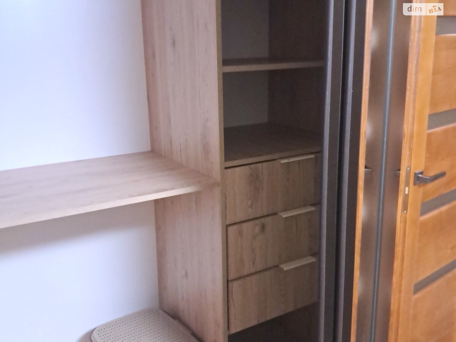 однокімнатна квартира з ремонтом в Ужгороді, район Промисловий, на вул. Лобачевського 43 в довготривалу оренду помісячно фото 1