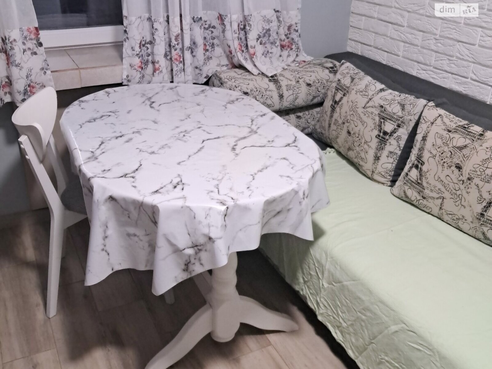 однокімнатна квартира з ремонтом в Ужгороді, район Промисловий, на вул. Лобачевського 43 в довготривалу оренду помісячно фото 1