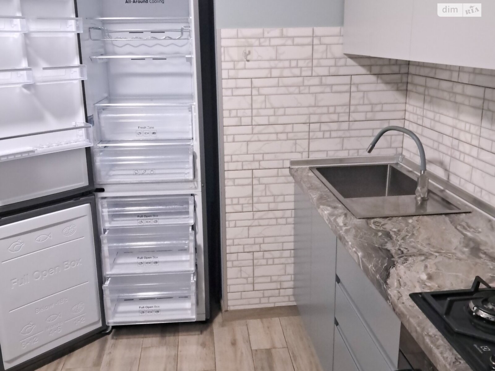 однокімнатна квартира з ремонтом в Ужгороді, район Промисловий, на вул. Лобачевського 43 в довготривалу оренду помісячно фото 1