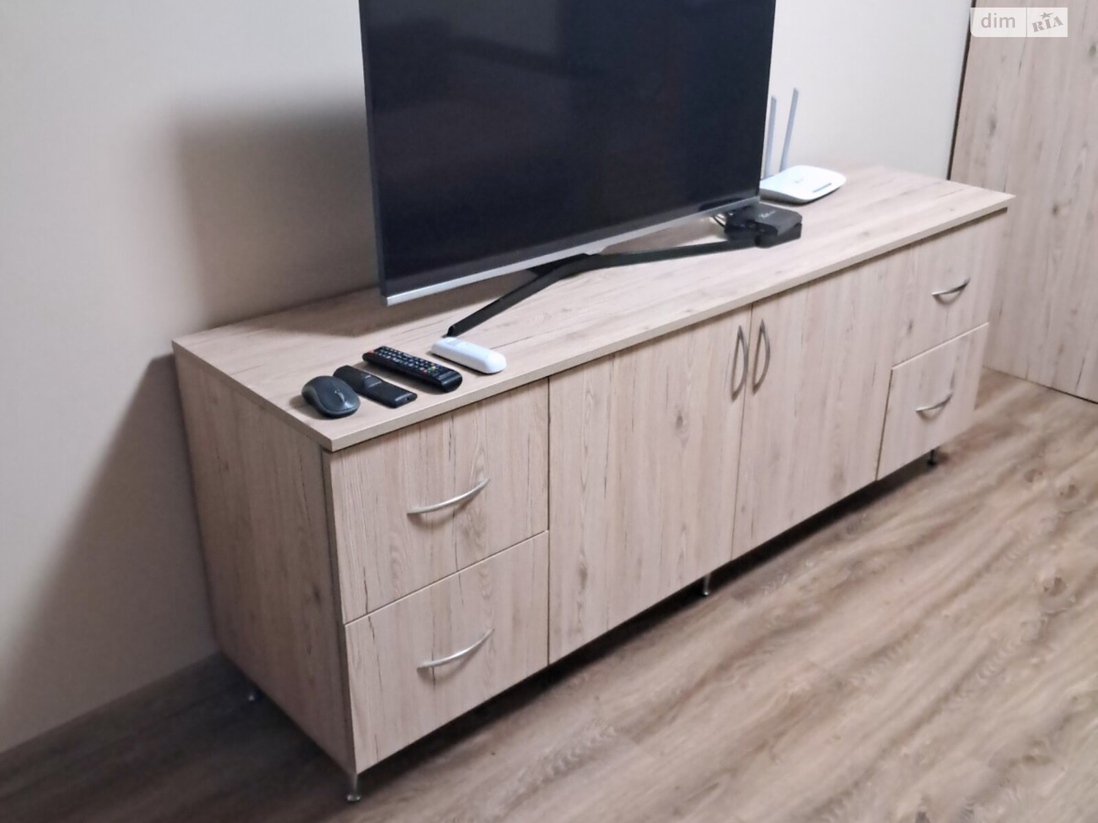 однокімнатна квартира з ремонтом в Ужгороді, район Промисловий, на вул. Лобачевського 43 в довготривалу оренду помісячно фото 1