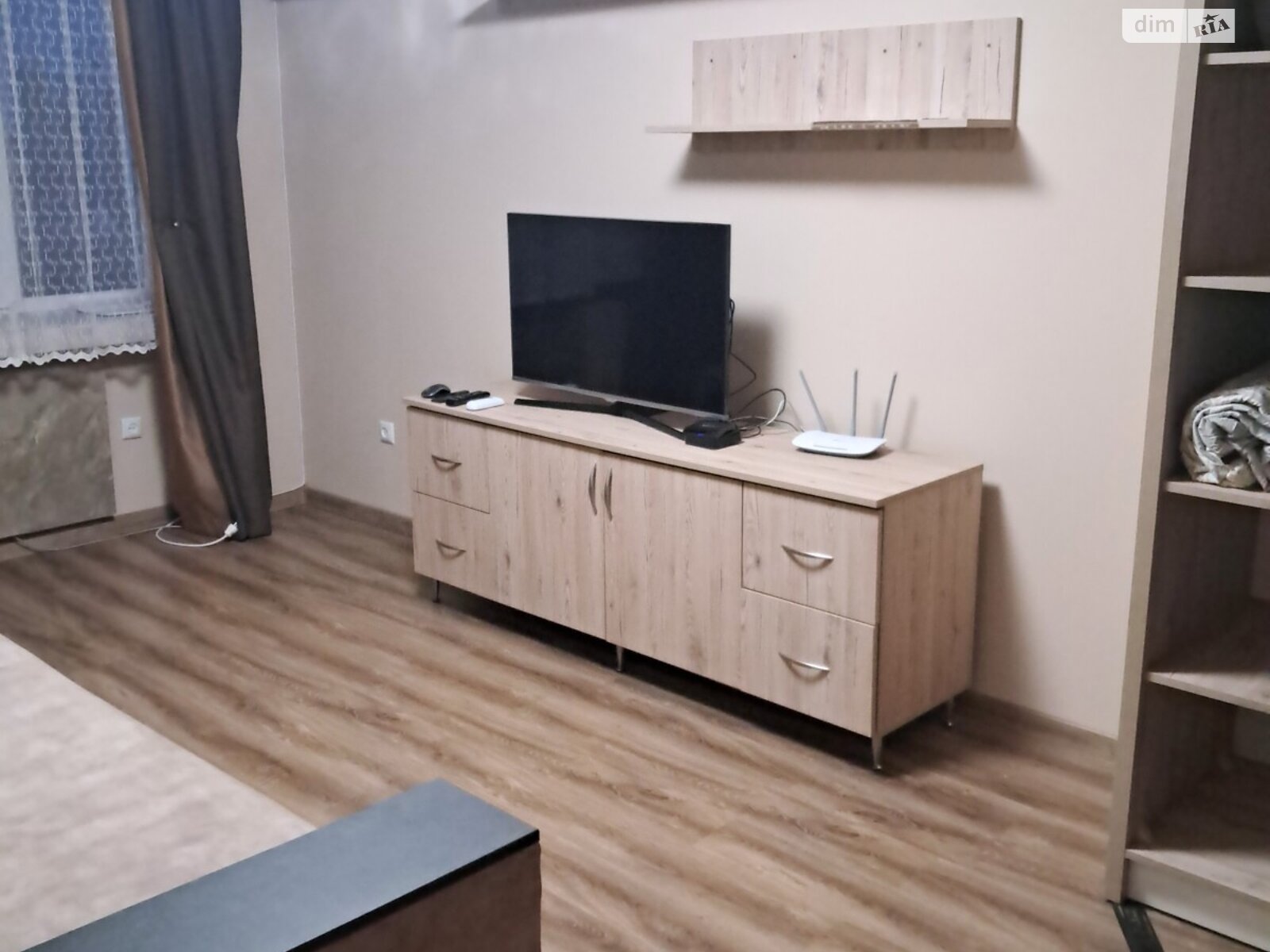 однокімнатна квартира з ремонтом в Ужгороді, район Промисловий, на вул. Лобачевського 43 в довготривалу оренду помісячно фото 1