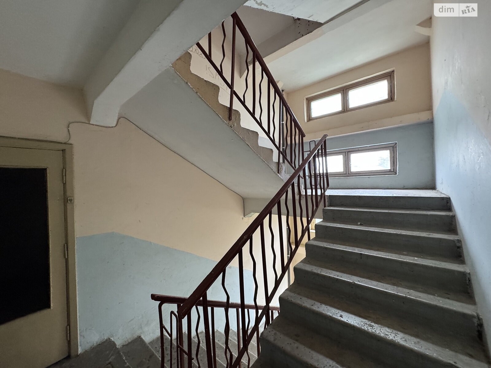 двухкомнатная квартира в Ужгороде, район Пьяный базар, на ул. Героев 128-й бригады 131 в аренду на долгий срок помесячно фото 1 двухкомнатная квартира в Ужгороде, район Пьяный базар, на ул. Героев 128-й бригады 131 в аренду на долгий срок помесячно фото 1