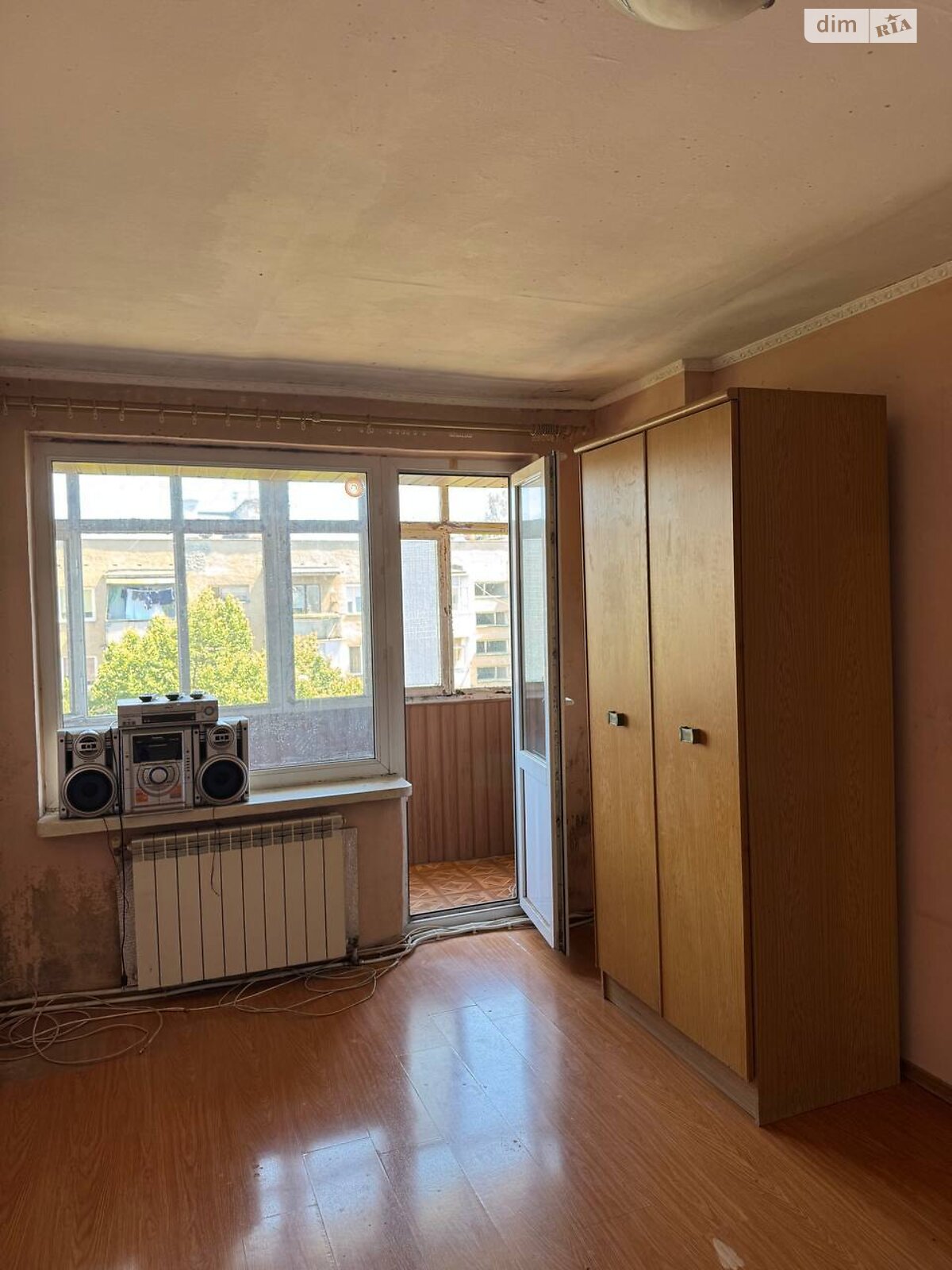 трехкомнатная квартира в Ужгороде, район Пьяный базар, на ул. Героев 128-й бригады 7 в аренду на долгий срок помесячно фото 1 трехкомнатная квартира в Ужгороде, район Пьяный базар, на ул. Героев 128-й бригады 7 в аренду на долгий срок помесячно фото 1