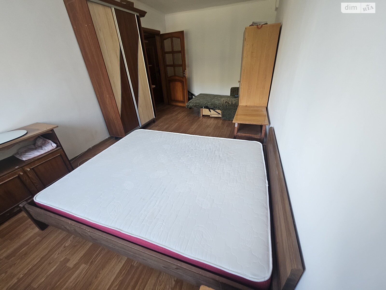 однокімнатна квартира в Ужгороді, район П’яний базар, на вул. Ігоря Сікорського в довготривалу оренду помісячно фото 1