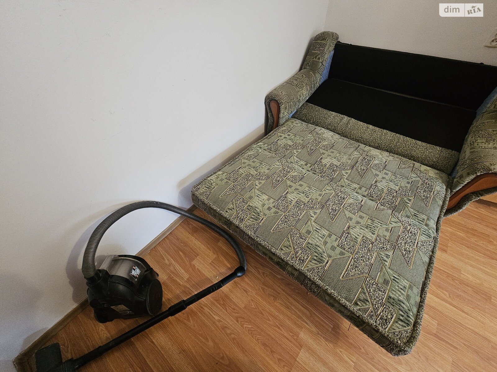 однокімнатна квартира в Ужгороді, район П’яний базар, на вул. Ігоря Сікорського в довготривалу оренду помісячно фото 1