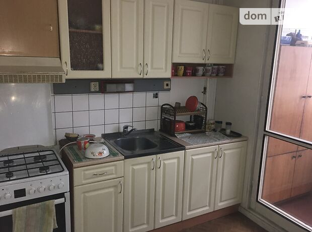 двухкомнатная квартира с мебелью в Ужгороде, район Пьяный базар, на ул. 8-го Марта 37 в аренду на долгий срок помесячно фото 1 двухкомнатная квартира с мебелью в Ужгороде, район Пьяный базар, на ул. 8-го Марта 37 в аренду на долгий срок помесячно фото 1
