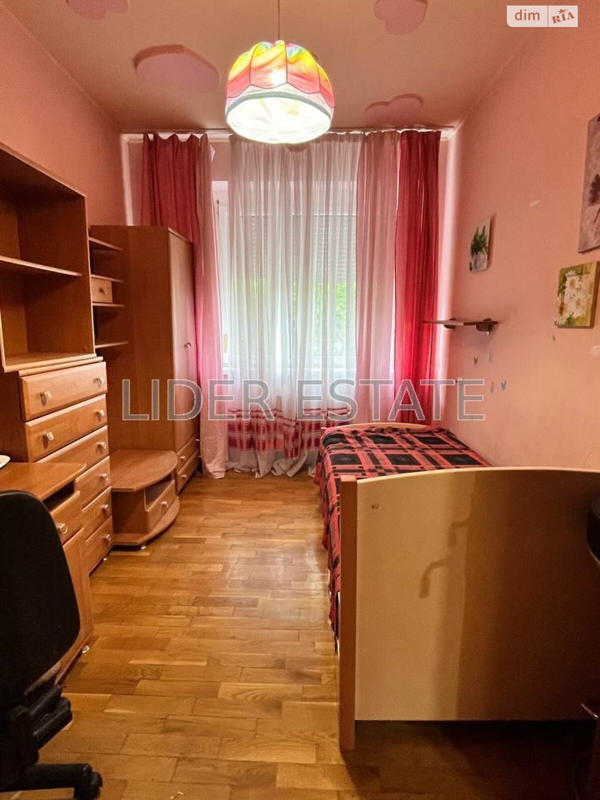 трехкомнатная квартира в Ужгороде, район Шахта, на ул. Федора Потушняка 7 в аренду на долгий срок помесячно фото 1 трехкомнатная квартира в Ужгороде, район Шахта, на ул. Федора Потушняка 7 в аренду на долгий срок помесячно фото 1