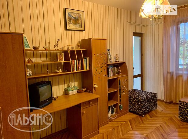 трехкомнатная квартира с мебелью в Ужгороде, район Шахта, на ул. Федора Потушняка 111 в аренду на долгий срок помесячно фото 1 трехкомнатная квартира с мебелью в Ужгороде, район Шахта, на ул. Федора Потушняка 111 в аренду на долгий срок помесячно фото 1