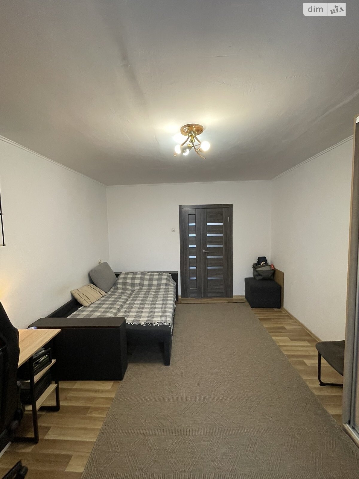 однокомнатная квартира в Ужгороде, район Шахта, на ул. Гуцы Венелина 10 в аренду на долгий срок помесячно фото 1 однокомнатная квартира в Ужгороде, район Шахта, на ул. Гуцы Венелина 10 в аренду на долгий срок помесячно фото 1