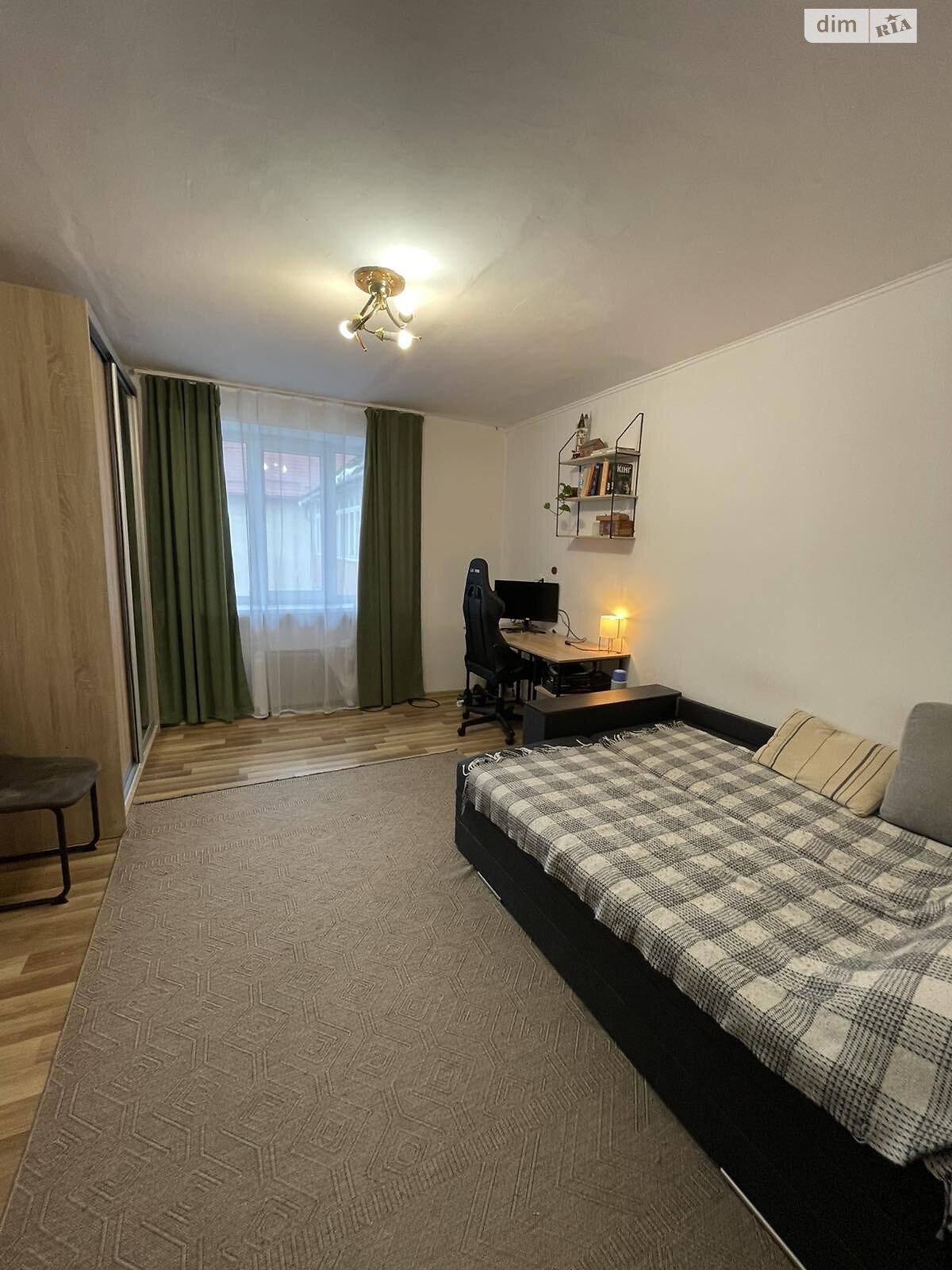 однокомнатная квартира в Ужгороде, район Шахта, на ул. Гуцы Венелина 10 в аренду на долгий срок помесячно фото 1 однокомнатная квартира в Ужгороде, район Шахта, на ул. Гуцы Венелина 10 в аренду на долгий срок помесячно фото 1