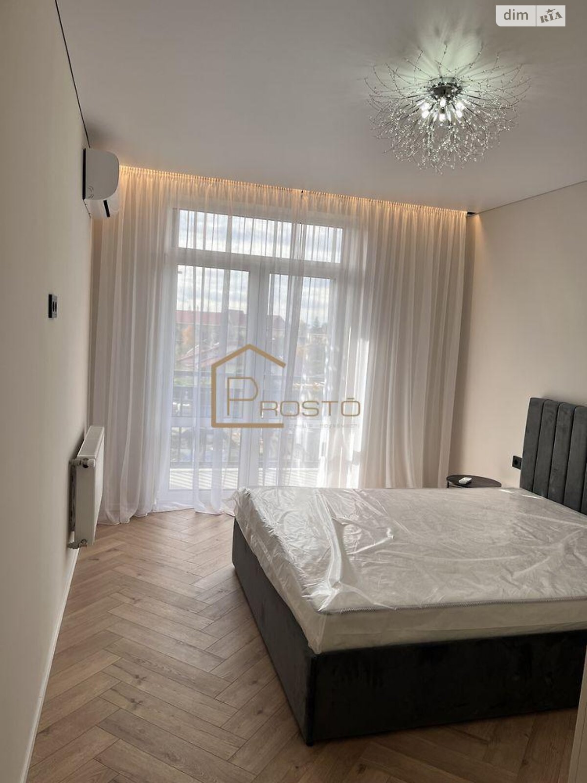 однокомнатная квартира в Ужгороде, район Шахта, на ул. Ивана Фогарашия в аренду на долгий срок помесячно фото 1