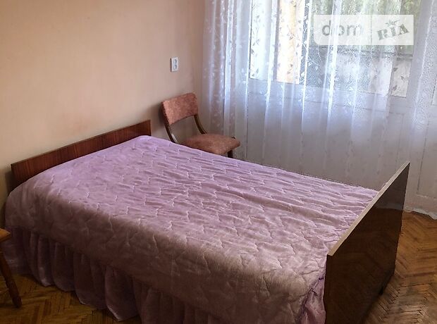 трехкомнатная квартира в Ужгороде, район Шахта, на Благоева в аренду на долгий срок помесячно фото 1 трехкомнатная квартира в Ужгороде, район Шахта, на Благоева в аренду на долгий срок помесячно фото 1