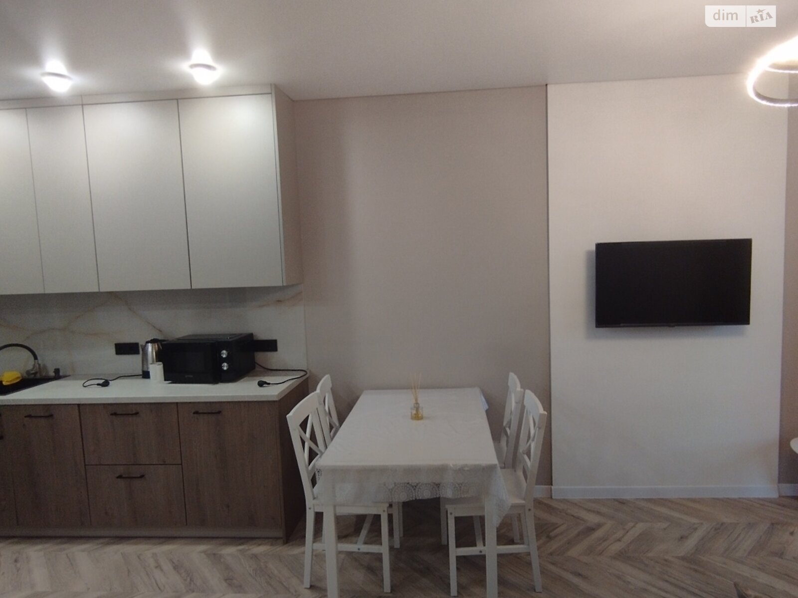 однокімнатна квартира в Ужгороді, на вул. Тлехаса 17 в довготривалу оренду помісячно фото 1 однокімнатна квартира в Ужгороді, на вул. Тлехаса 17 в довготривалу оренду помісячно фото 1