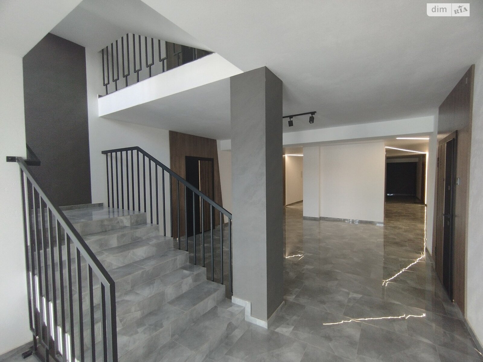 однокімнатна квартира в Ужгороді, на вул. Тлехаса 17 в довготривалу оренду помісячно фото 1 однокімнатна квартира в Ужгороді, на вул. Тлехаса 17 в довготривалу оренду помісячно фото 1