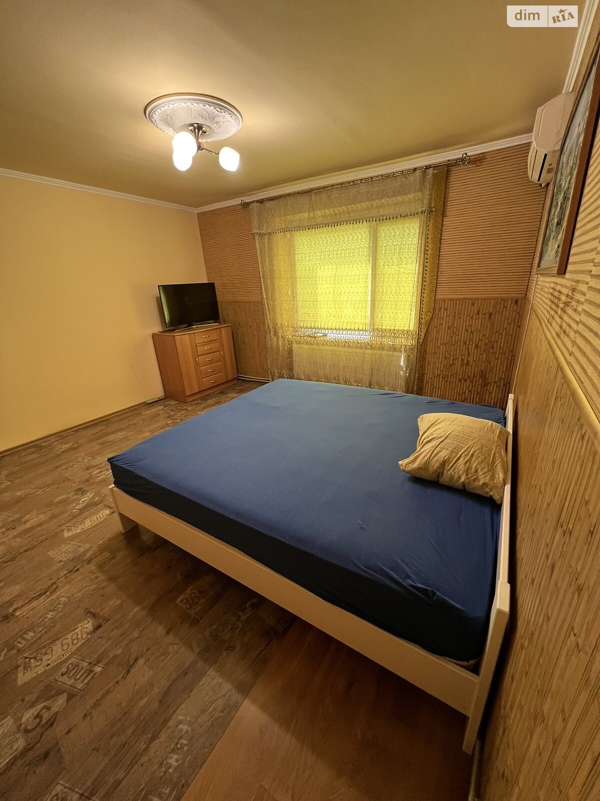 двухкомнатная квартира в Ужгороде, район Центр, на ул. Айвазовского 18, кв. 2 в аренду на долгий срок помесячно фото 1 двухкомнатная квартира в Ужгороде, район Центр, на ул. Айвазовского 18, кв. 2 в аренду на долгий срок помесячно фото 1