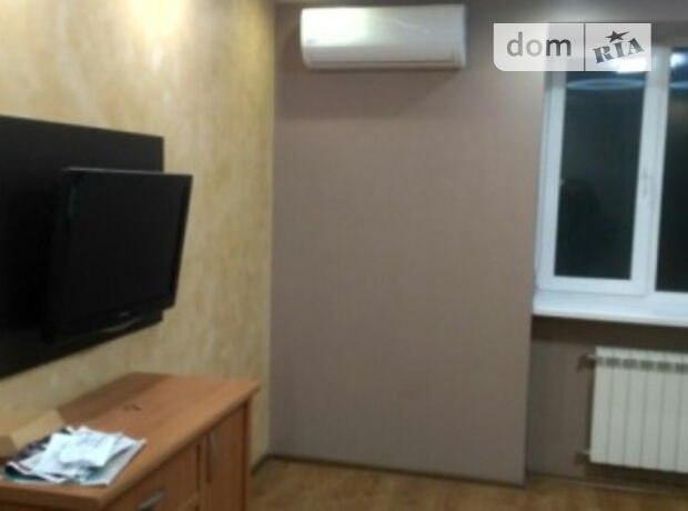 двухкомнатная квартира с мебелью в Ужгороде, район Центр, на ул. Добрянского в аренду на долгий срок помесячно фото 1 двухкомнатная квартира с мебелью в Ужгороде, район Центр, на ул. Добрянского в аренду на долгий срок помесячно фото 1