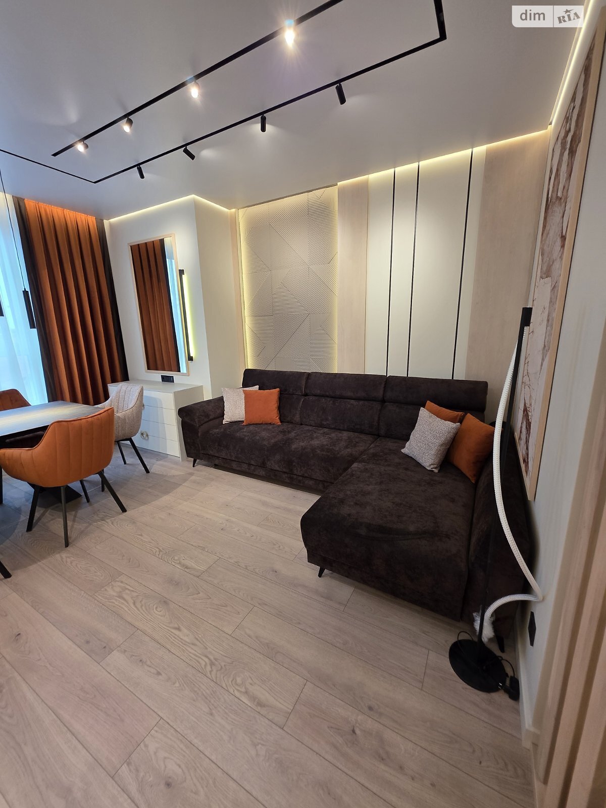 двокімнатна квартира в Ужгороді, район Центр, на вул. Іштвана Сечені 29А в довготривалу оренду помісячно фото 1