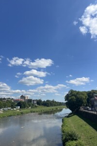 двухкомнатная квартира в Ужгороде, район Центр, на пл. Жупанатская 1 в аренду на долгий срок помесячно фото 2