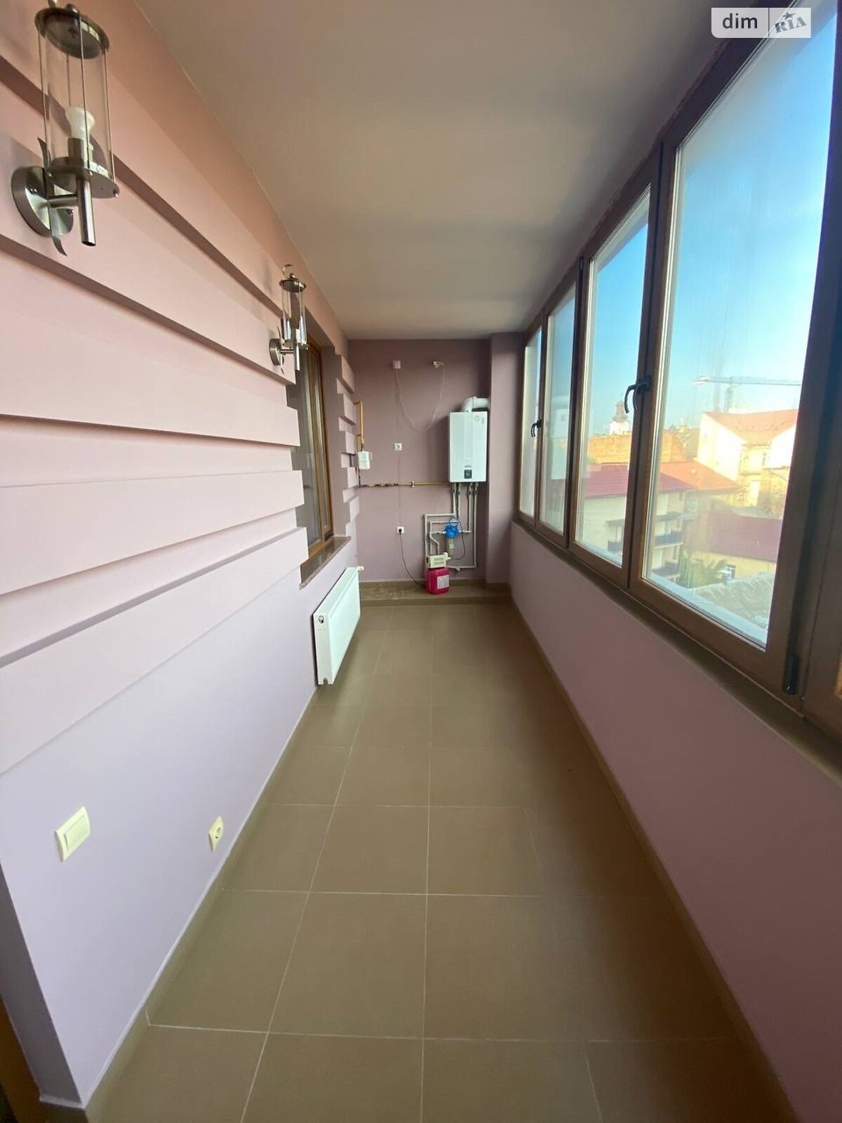 двухкомнатная квартира в Ужгороде, район Центр, на пл. Жупанатская 1 в аренду на долгий срок помесячно фото 1