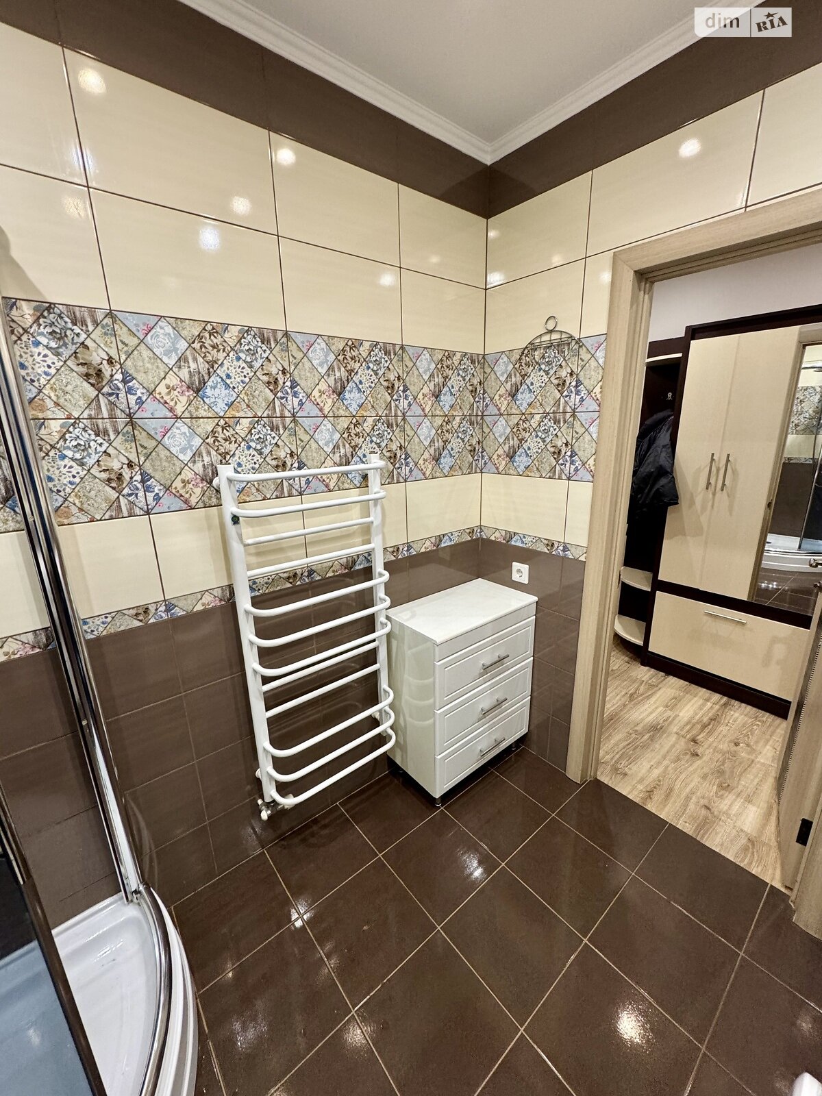 двухкомнатная квартира в Ужгороде, район Центр, на ул. Кармелюка 12А в аренду на долгий срок помесячно фото 1 двухкомнатная квартира в Ужгороде, район Центр, на ул. Кармелюка 12А в аренду на долгий срок помесячно фото 1