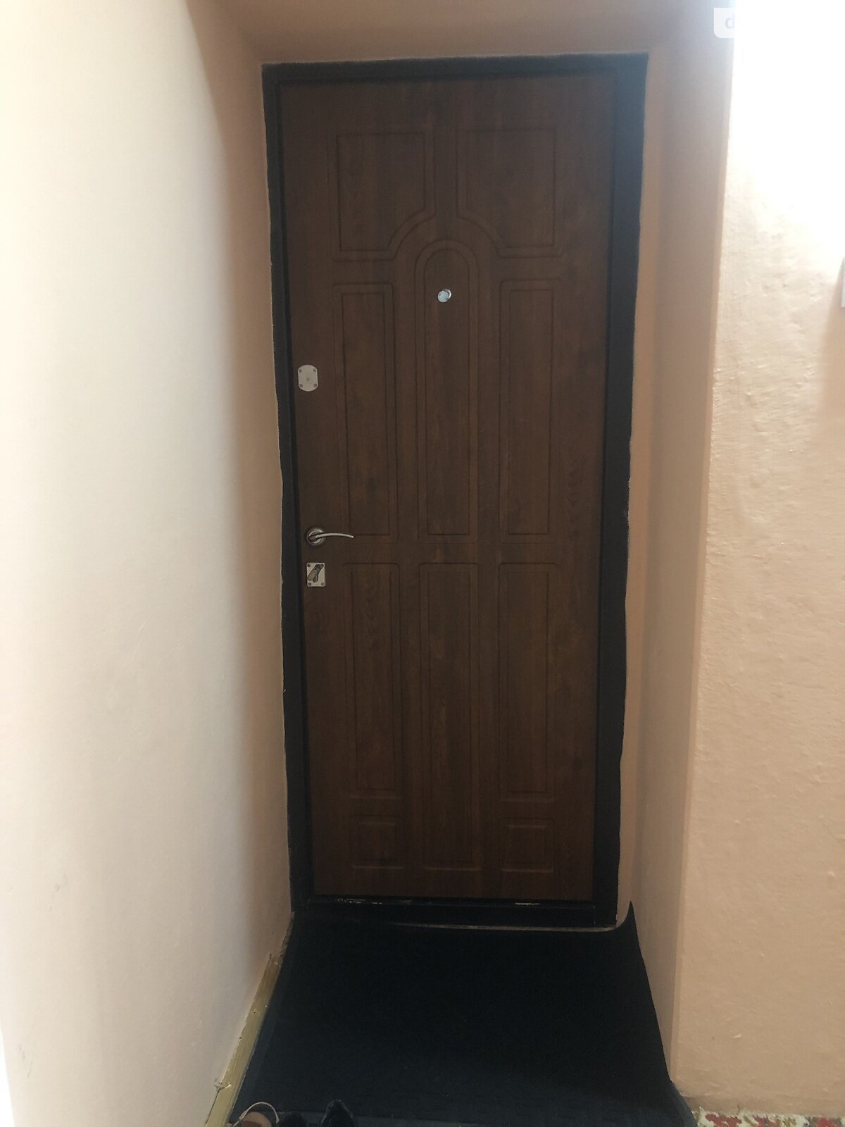 двокімнатна квартира з меблями в Ужгороді, район Центр, на вул. Минайська 14 в довготривалу оренду помісячно фото 1 двокімнатна квартира з меблями в Ужгороді, район Центр, на вул. Минайська 14 в довготривалу оренду помісячно фото 1