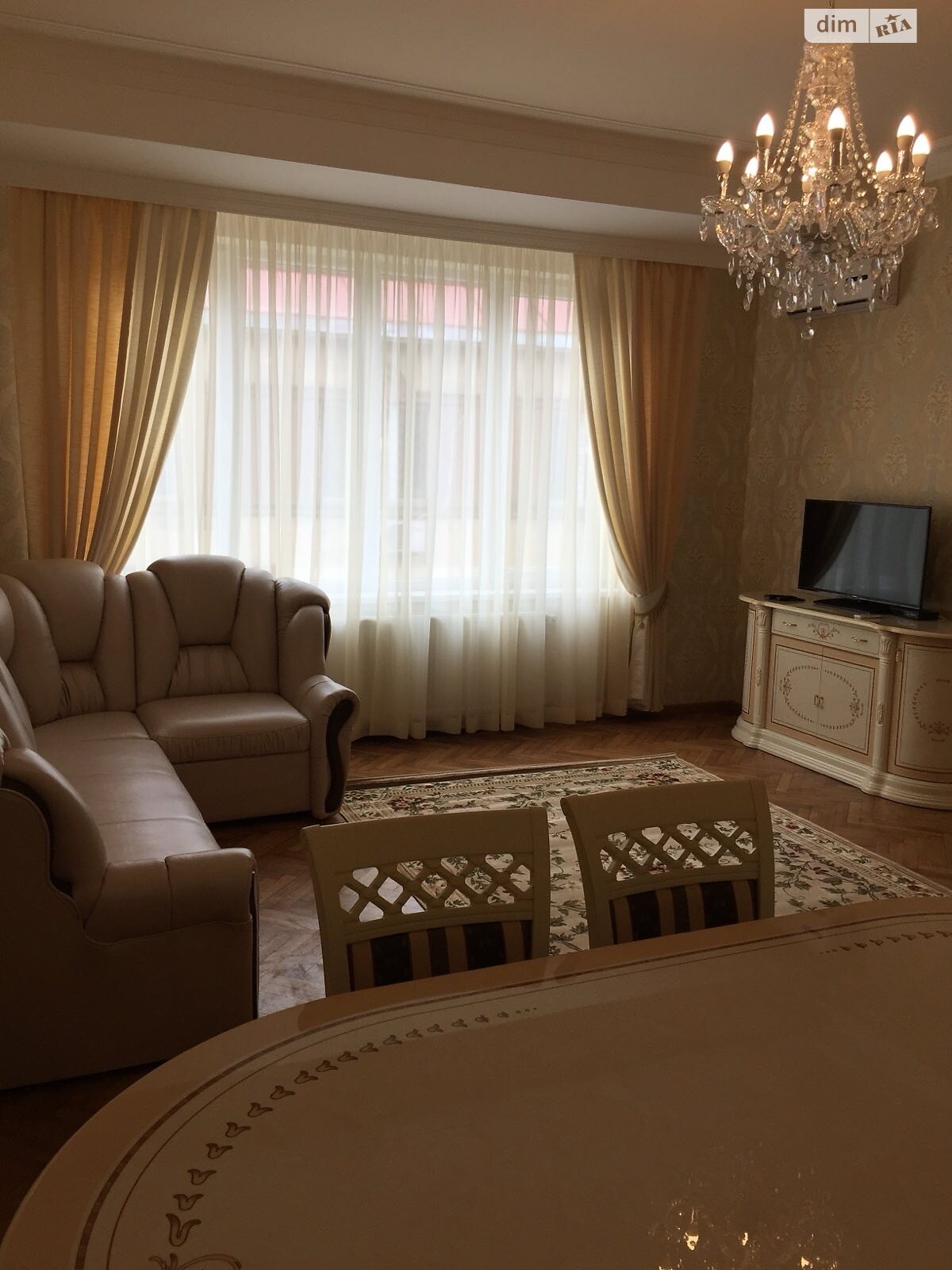 двокімнатна квартира в Ужгороді, район Центр, на вул. Підгірна в довготривалу оренду помісячно фото 1