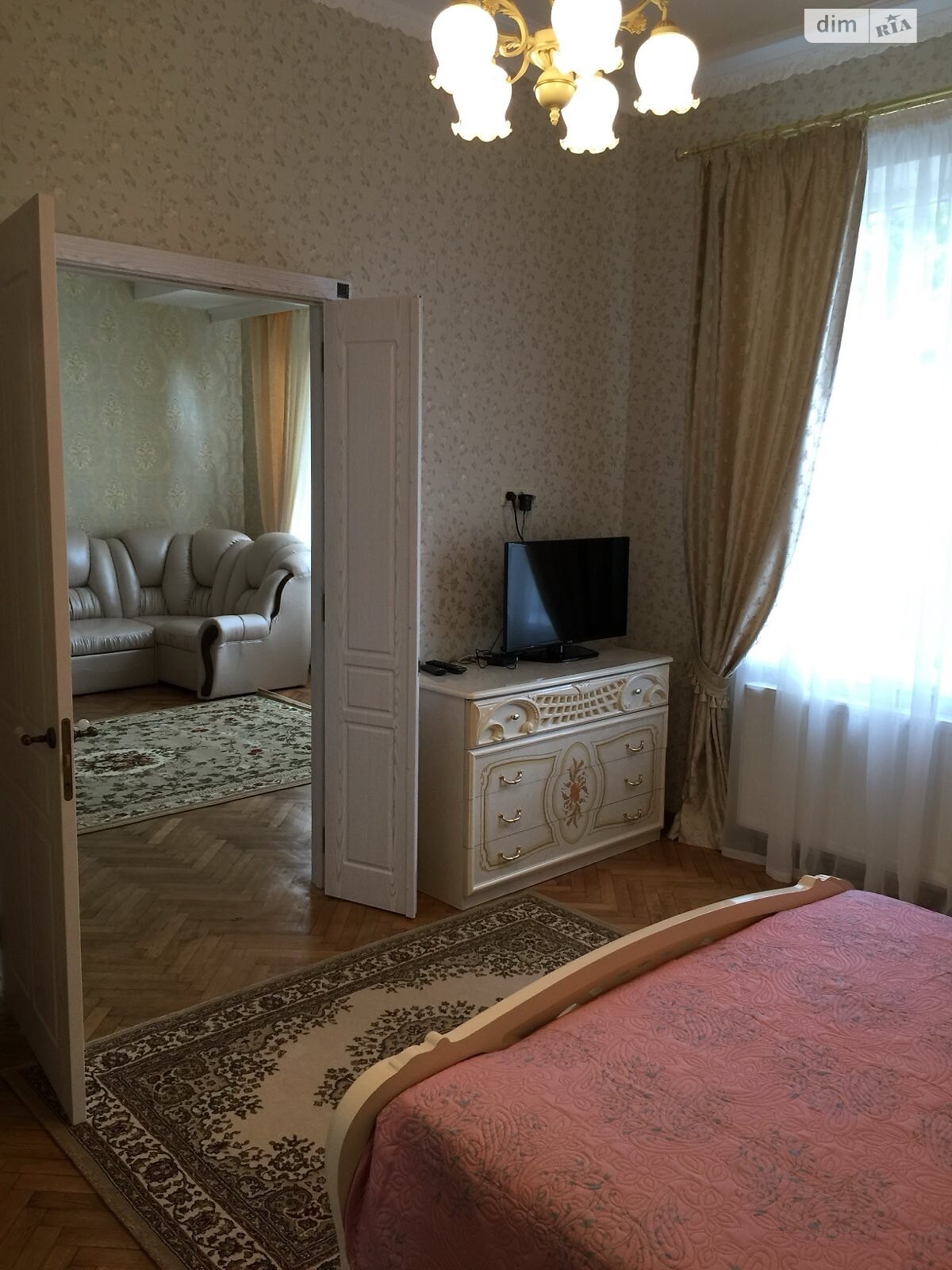 двокімнатна квартира в Ужгороді, район Центр, на вул. Підгірна в довготривалу оренду помісячно фото 1