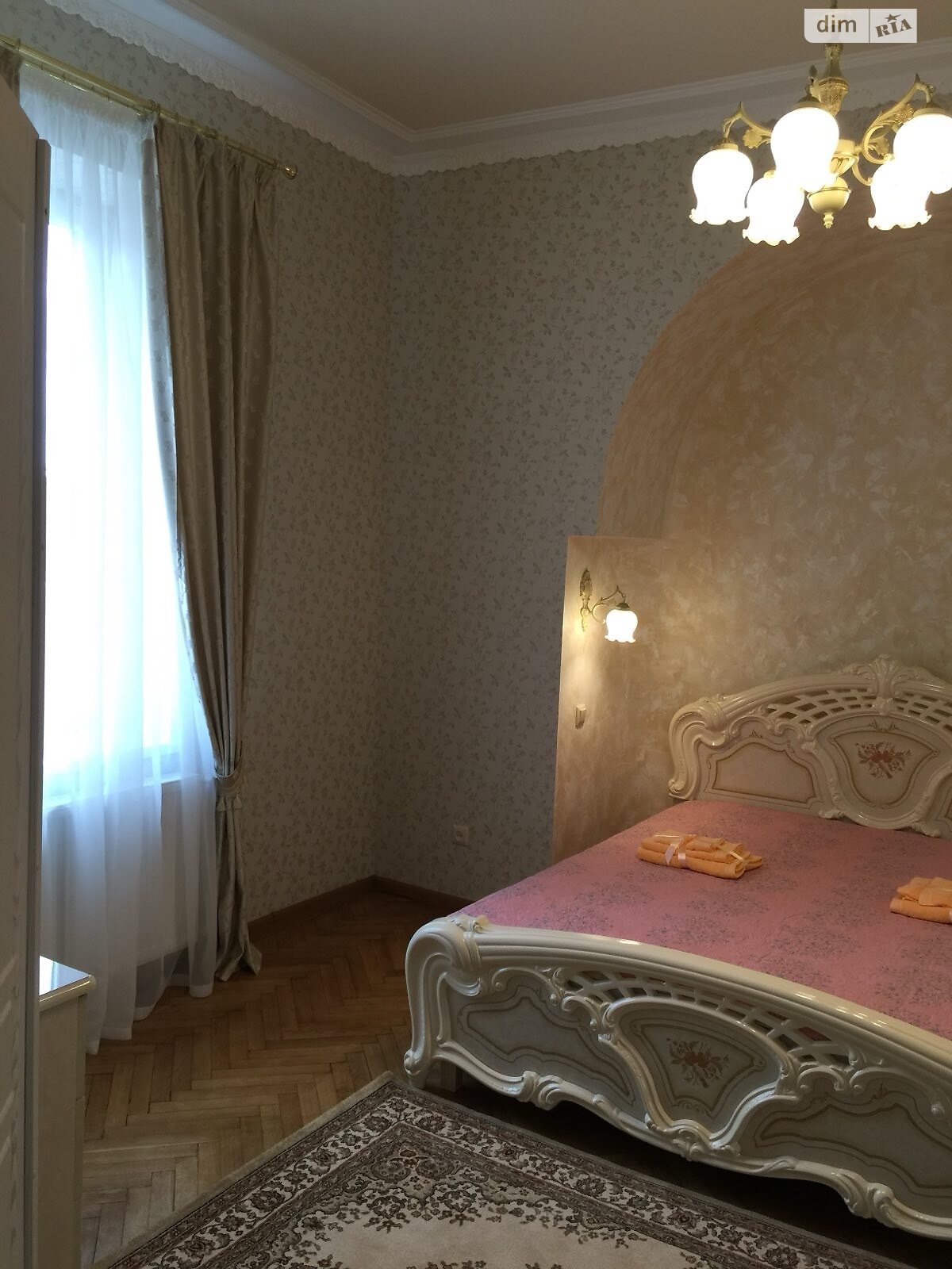 двокімнатна квартира в Ужгороді, район Центр, на вул. Підгірна в довготривалу оренду помісячно фото 1