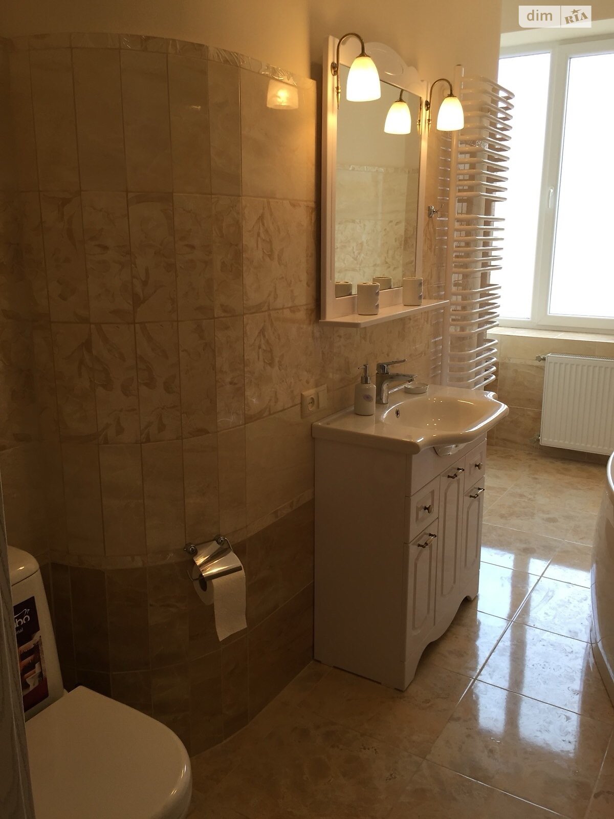 двокімнатна квартира в Ужгороді, район Центр, на вул. Підгірна в довготривалу оренду помісячно фото 1