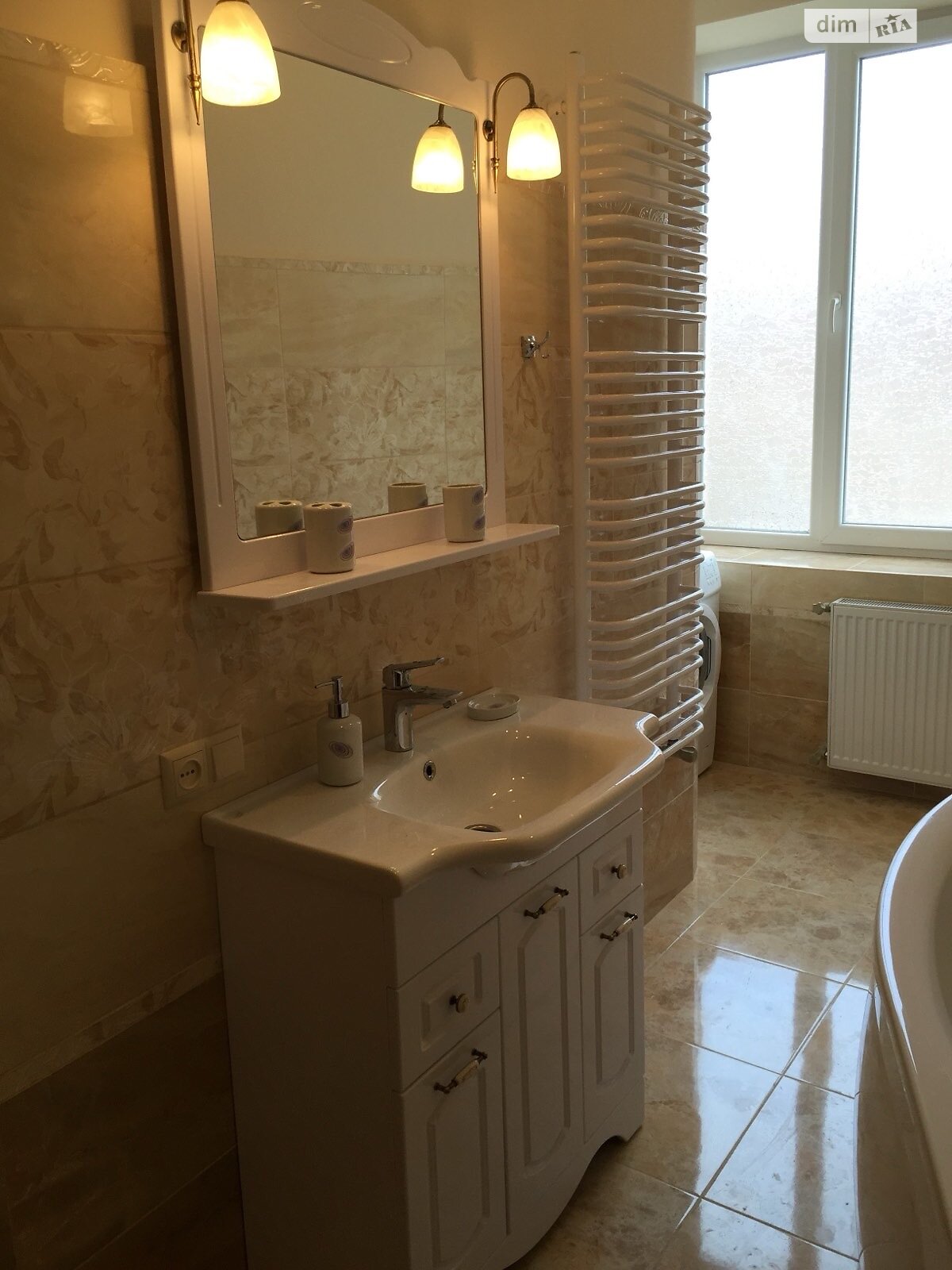 двокімнатна квартира в Ужгороді, район Центр, на вул. Підгірна в довготривалу оренду помісячно фото 1