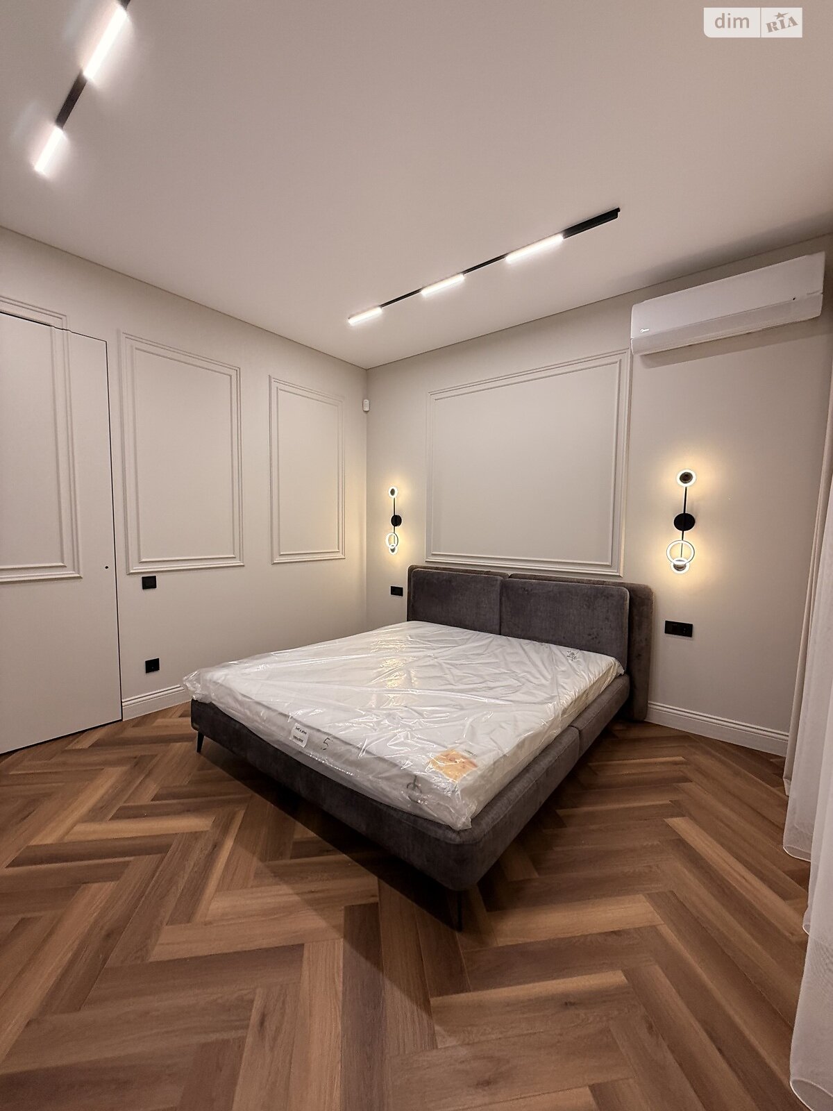 двокімнатна квартира в Ужгороді, район Центр, на вул. Ракоці Ференца 10А в довготривалу оренду помісячно фото 1