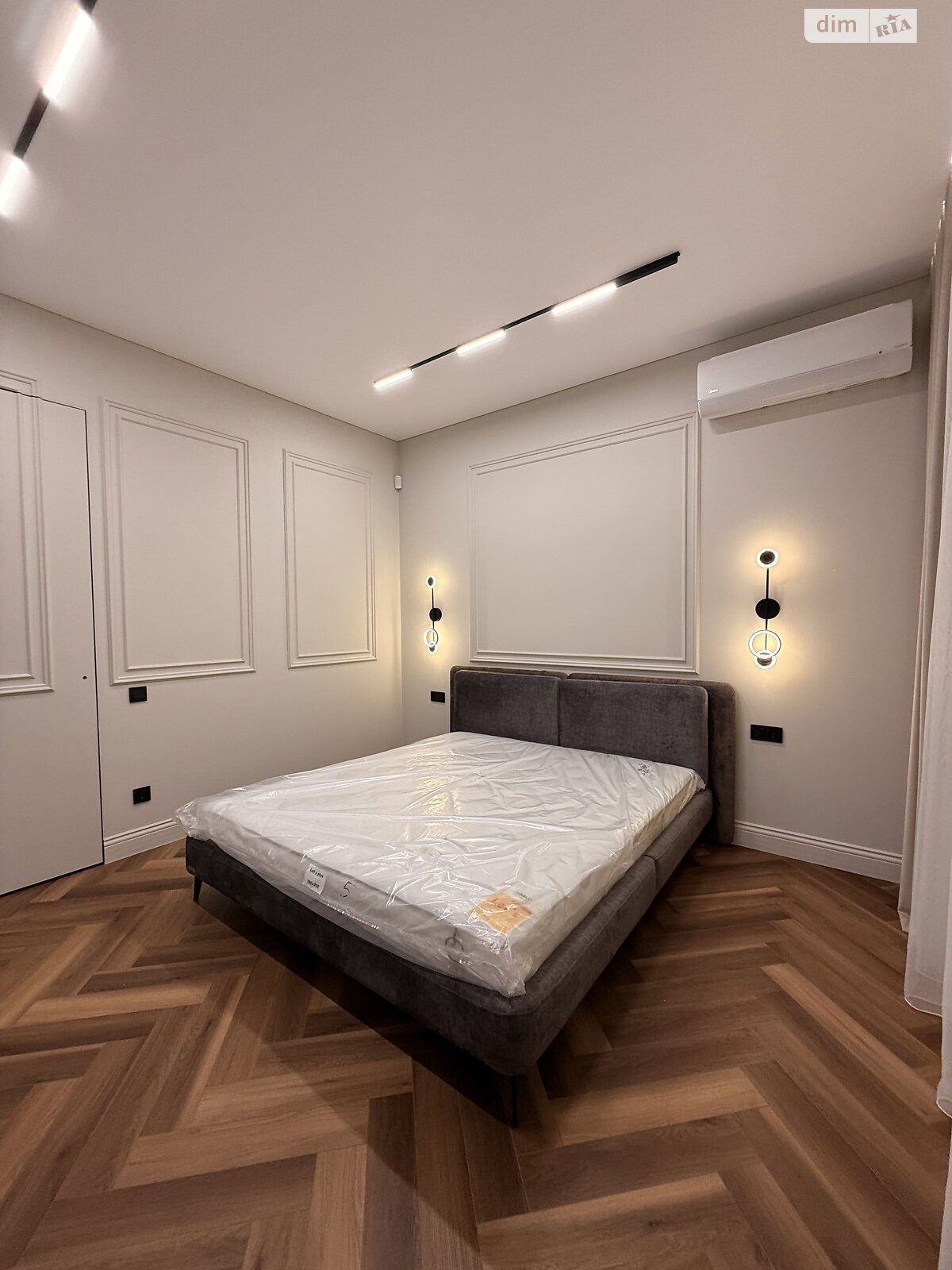 двокімнатна квартира в Ужгороді, район Центр, на вул. Ракоці Ференца 10А в довготривалу оренду помісячно фото 1