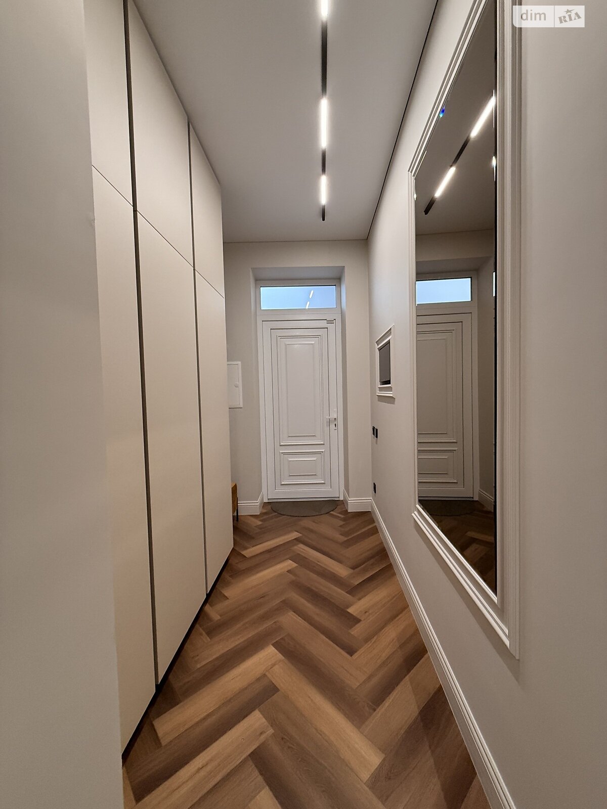 двокімнатна квартира в Ужгороді, район Центр, на вул. Ракоці Ференца 10А в довготривалу оренду помісячно фото 1