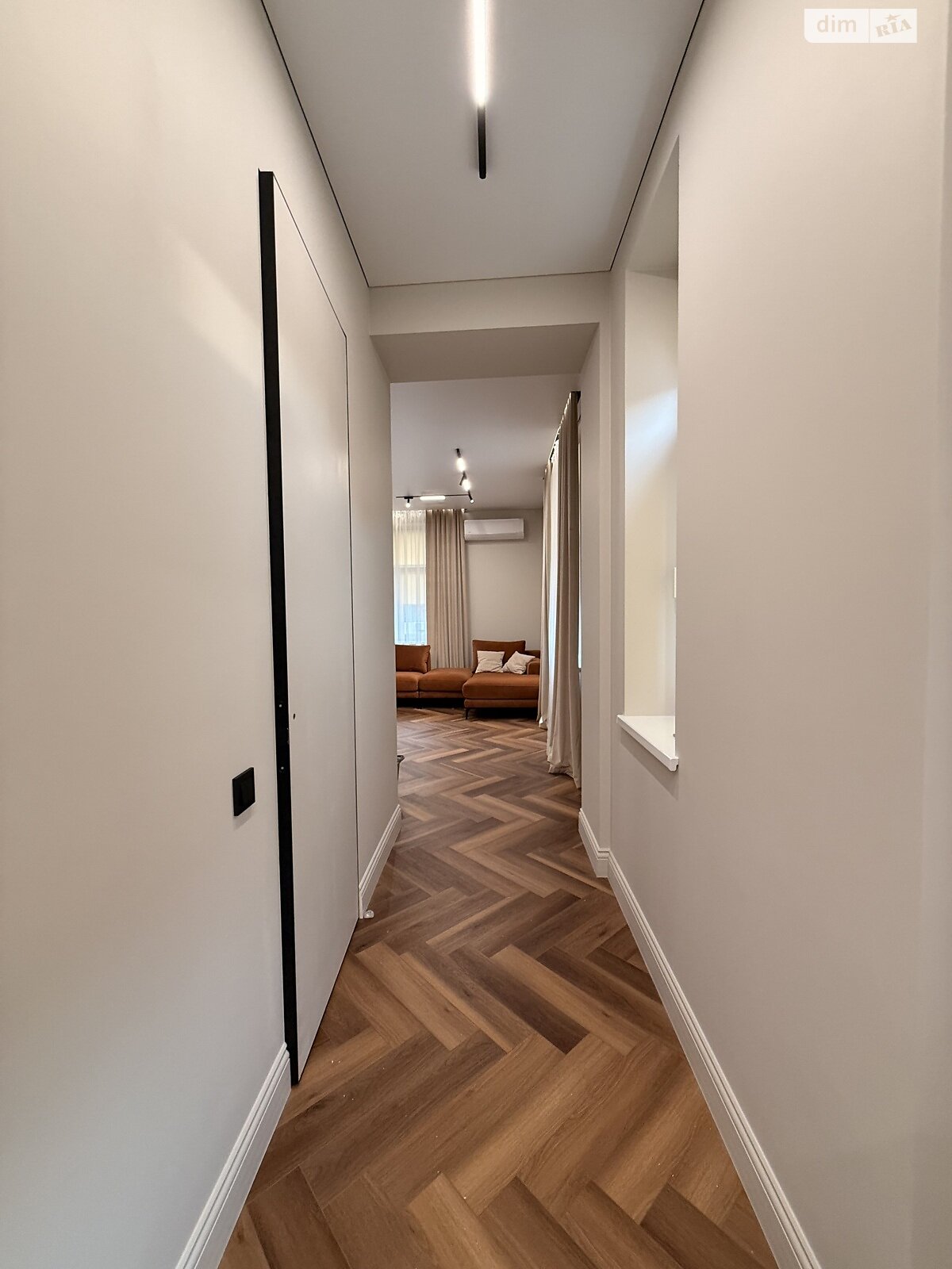 двокімнатна квартира в Ужгороді, район Центр, на вул. Ракоці Ференца 10А в довготривалу оренду помісячно фото 1