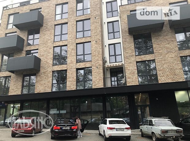 однокомнатная квартира с мебелью в Ужгороде, район Центр, на ул. Собранецкая в аренду на долгий срок помесячно фото 1 однокомнатная квартира с мебелью в Ужгороде, район Центр, на ул. Собранецкая в аренду на долгий срок помесячно фото 1