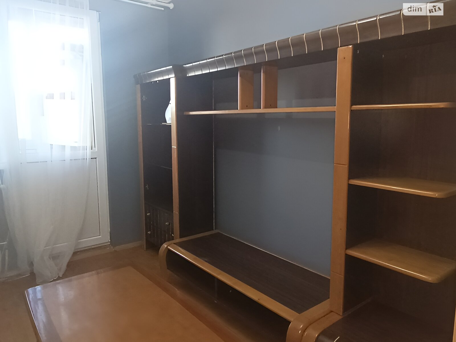 трехкомнатная квартира в Ужгороде, район Центр, на просп. Свободы 46 в аренду на долгий срок помесячно фото 1 трехкомнатная квартира в Ужгороде, район Центр, на просп. Свободы 46 в аренду на долгий срок помесячно фото 1