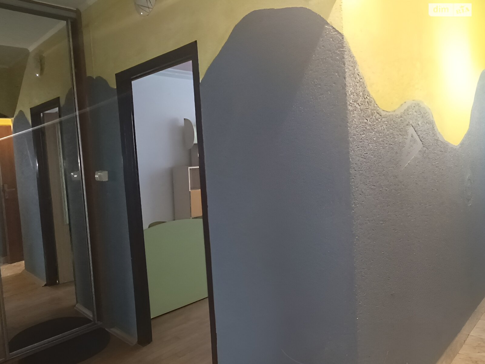 трехкомнатная квартира в Ужгороде, район Центр, на просп. Свободы 46 в аренду на долгий срок помесячно фото 1 трехкомнатная квартира в Ужгороде, район Центр, на просп. Свободы 46 в аренду на долгий срок помесячно фото 1