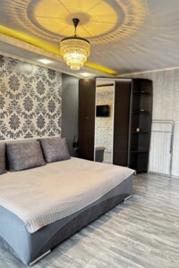 однокімнатна квартира в Ужгороді, район Центр, на просп. Свободи в довготривалу оренду помісячно фото 2 однокімнатна квартира в Ужгороді, район Центр, на просп. Свободи в довготривалу оренду помісячно фото 2