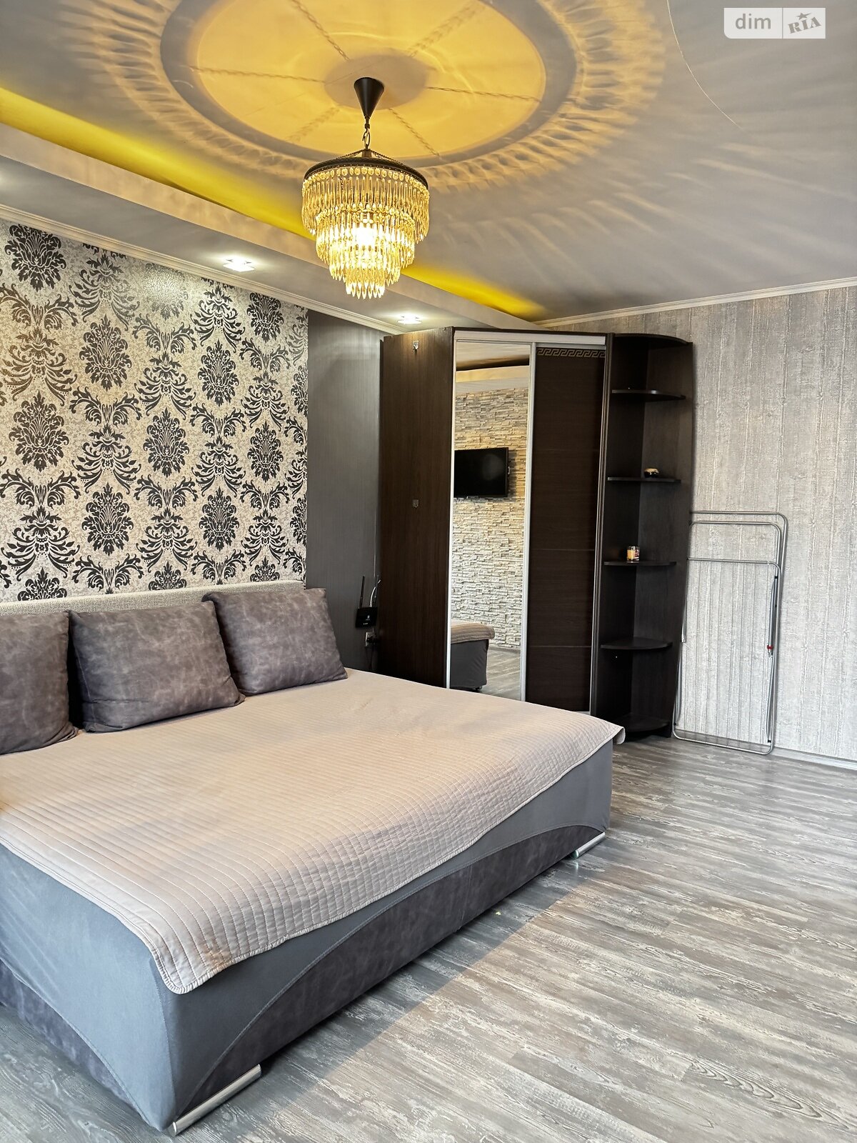 однокімнатна квартира в Ужгороді, район Центр, на просп. Свободи в довготривалу оренду помісячно фото 1 однокімнатна квартира в Ужгороді, район Центр, на просп. Свободи в довготривалу оренду помісячно фото 1