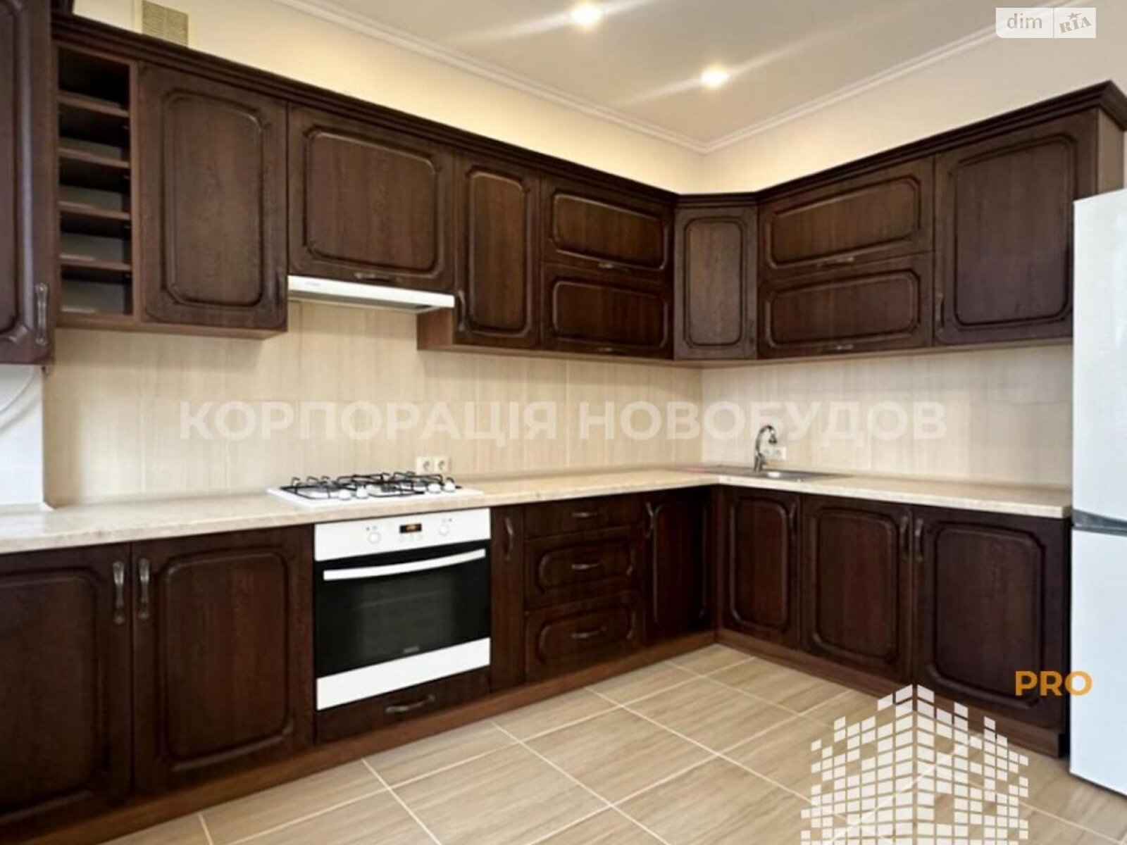 однокомнатная квартира в Ужгороде, район Центр, на ул. Таможенная в аренду на долгий срок помесячно фото 1 однокомнатная квартира в Ужгороде, район Центр, на ул. Таможенная в аренду на долгий срок помесячно фото 1