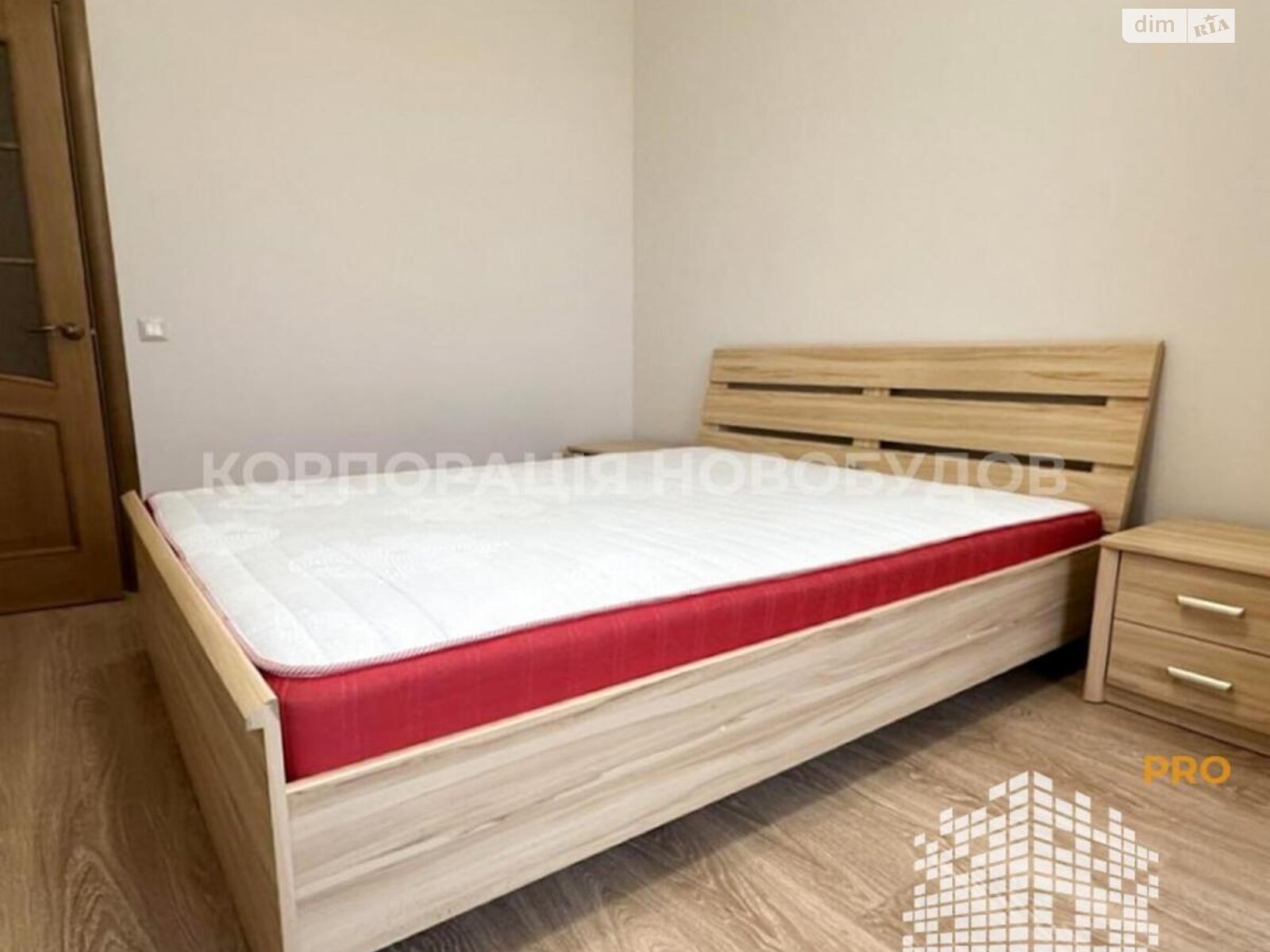 однокомнатная квартира в Ужгороде, район Центр, на ул. Таможенная в аренду на долгий срок помесячно фото 1 однокомнатная квартира в Ужгороде, район Центр, на ул. Таможенная в аренду на долгий срок помесячно фото 1