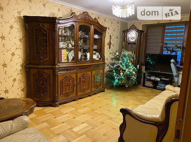 двухкомнатная квартира с мебелью в Ужгороде, район Центр, на Высокая улица 10 в аренду на долгий срок помесячно фото 1 двухкомнатная квартира с мебелью в Ужгороде, район Центр, на Высокая улица 10 в аренду на долгий срок помесячно фото 1