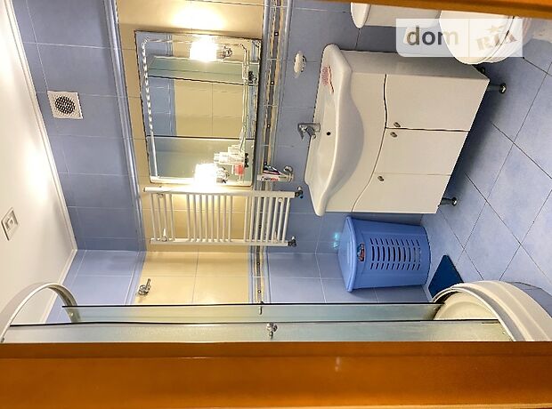 двухкомнатная квартира с мебелью в Ужгороде, район Центр, на Высокая улица 10 в аренду на долгий срок помесячно фото 1 двухкомнатная квартира с мебелью в Ужгороде, район Центр, на Высокая улица 10 в аренду на долгий срок помесячно фото 1