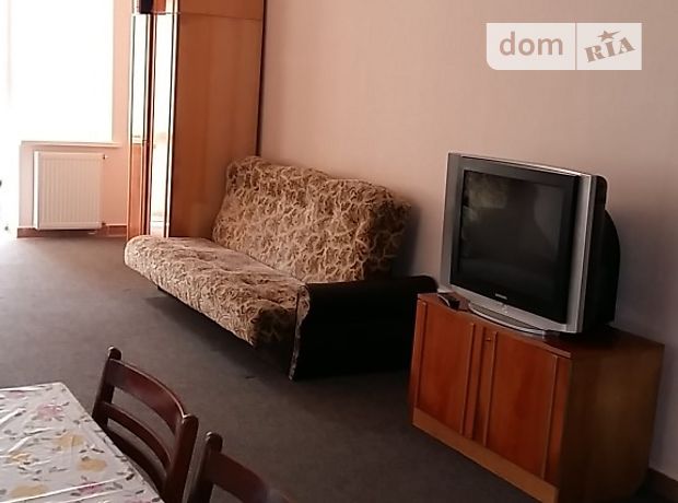 однокомнатная квартира с мебелью в Ужгороде, на ул. Украинская в аренду на долгий срок помесячно фото 1 однокомнатная квартира с мебелью в Ужгороде, на ул. Украинская в аренду на долгий срок помесячно фото 1