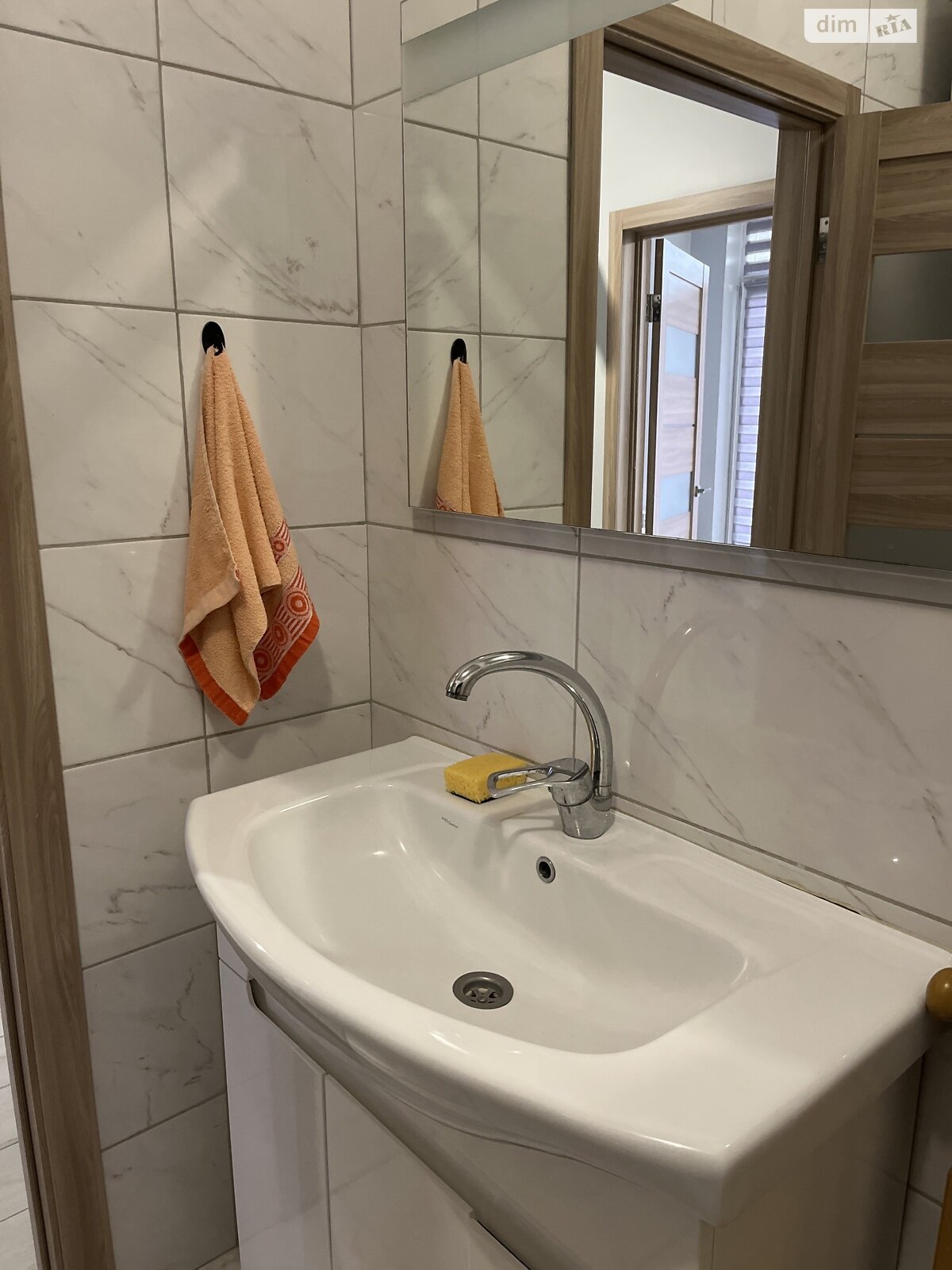 однокомнатная квартира с мебелью в Ужгороде, район Вербнык, на ул. Русская 23 в аренду на долгий срок помесячно фото 1 однокомнатная квартира с мебелью в Ужгороде, район Вербнык, на ул. Русская 23 в аренду на долгий срок помесячно фото 1