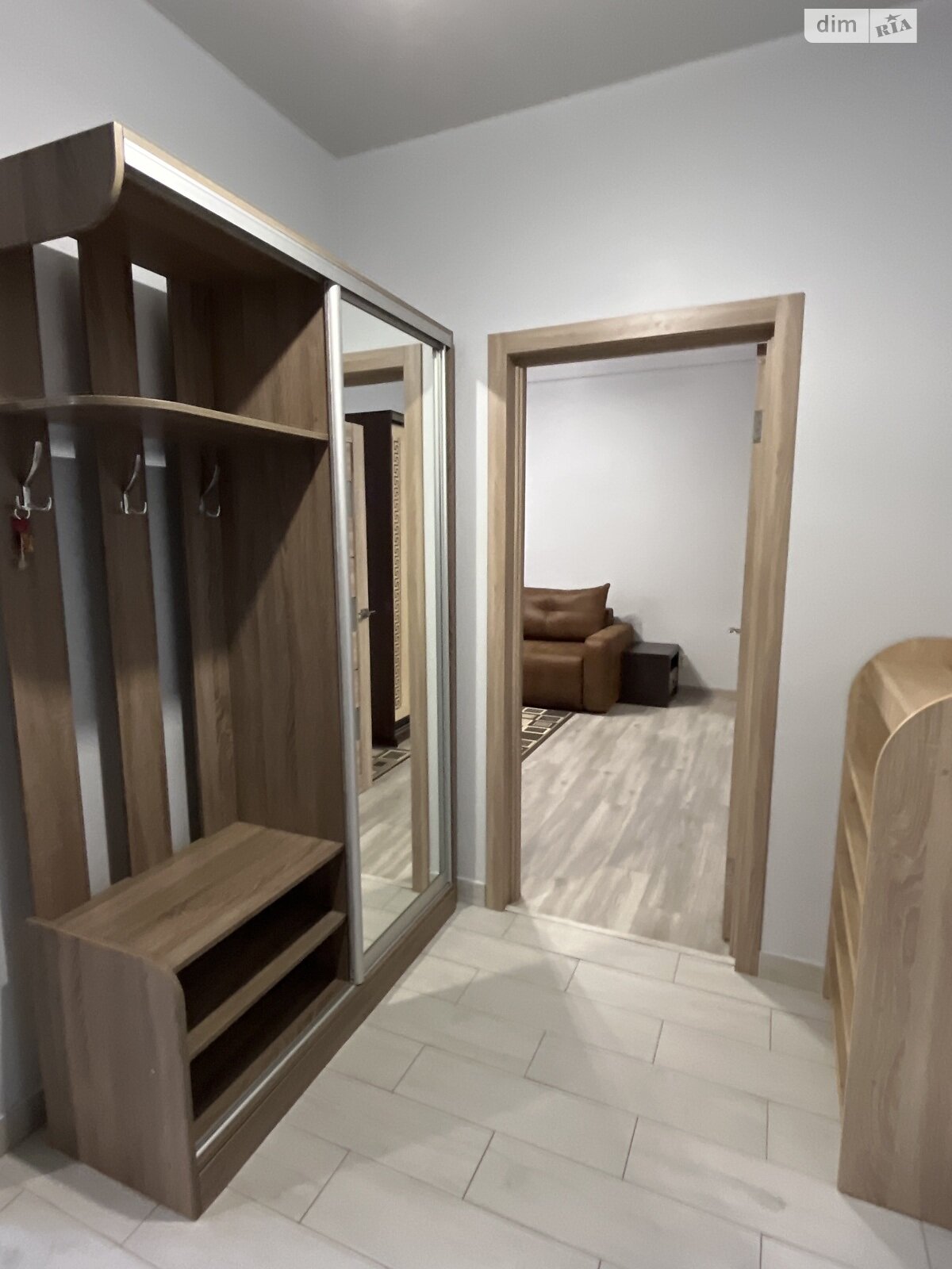 однокомнатная квартира с мебелью в Ужгороде, район Вербнык, на ул. Русская 23 в аренду на долгий срок помесячно фото 1 однокомнатная квартира с мебелью в Ужгороде, район Вербнык, на ул. Русская 23 в аренду на долгий срок помесячно фото 1