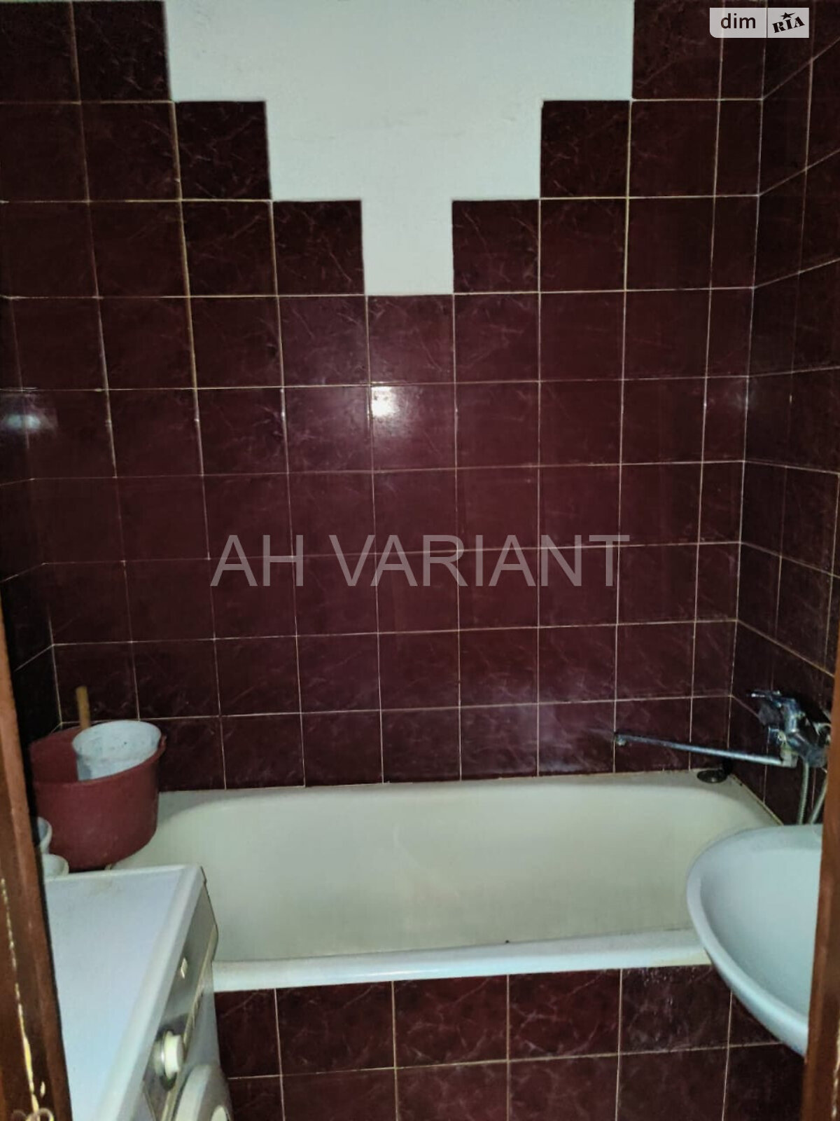 трехкомнатная квартира в Ужгороде, на ул. Заньковецкой в аренду на долгий срок помесячно фото 1 трехкомнатная квартира в Ужгороде, на ул. Заньковецкой в аренду на долгий срок помесячно фото 1
