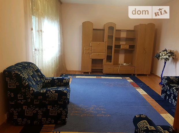 трехкомнатная квартира в Ужгороде, в аренду на долгий срок помесячно фото 1 трехкомнатная квартира в Ужгороде, в аренду на долгий срок помесячно фото 1