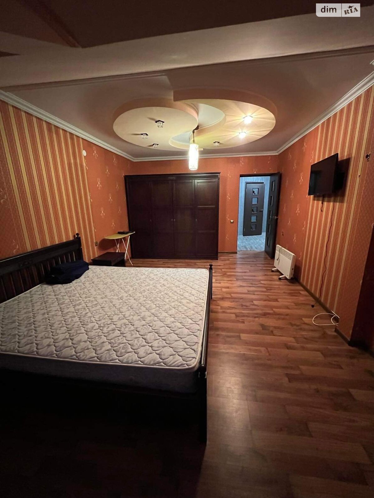 двухкомнатная квартира в Ужгороде, на ул. Мотри Братийчук в аренду на долгий срок помесячно фото 1