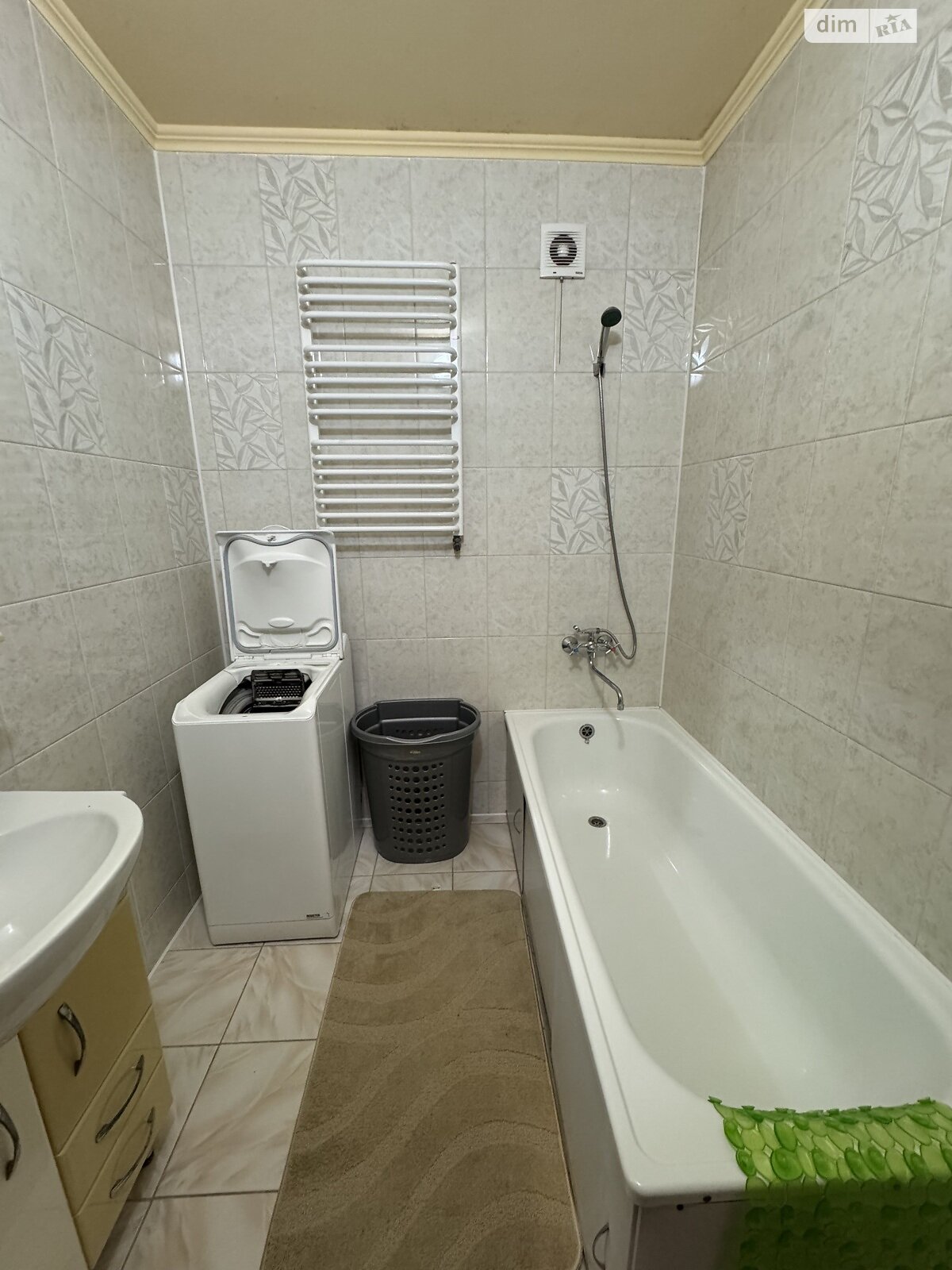 двухкомнатная квартира в Великой Березовице, район Кемпинг, на ул. Энергетическая в аренду на долгий срок помесячно фото 1 двухкомнатная квартира в Великой Березовице, район Кемпинг, на ул. Энергетическая в аренду на долгий срок помесячно фото 1